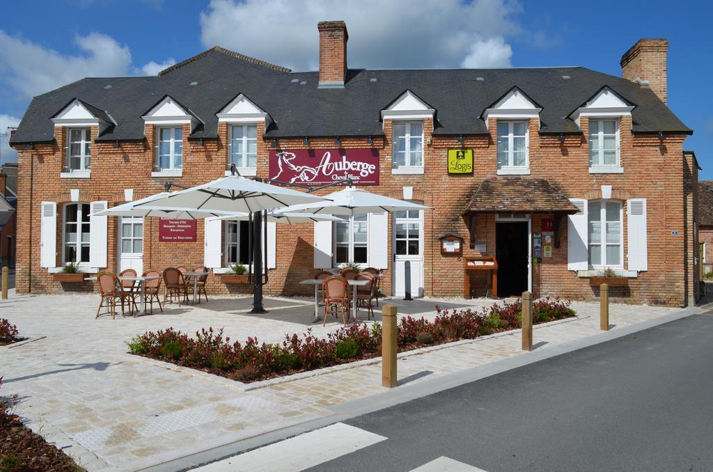 Logis Hotel Auberge Du Cheval Blanc Yvoy-le-Marron Екстер'єр фото